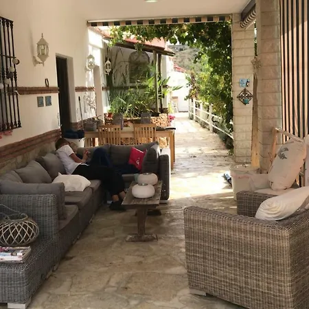 B&B Finca La Luna Azul Coín